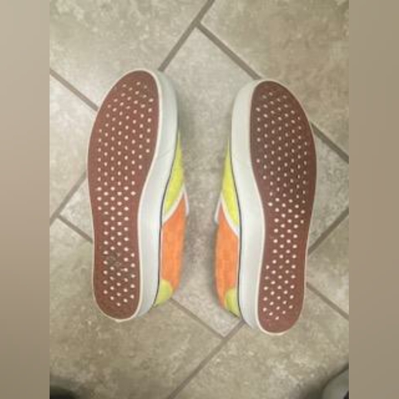 ⭐SALE⭐ :Penn x Vans ComfyCush Slip-on - Size 9.5 M / 11 W - Picture 2 of 5